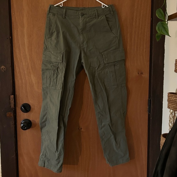 Uniqlo Other - Uniqlo Cargo Pants